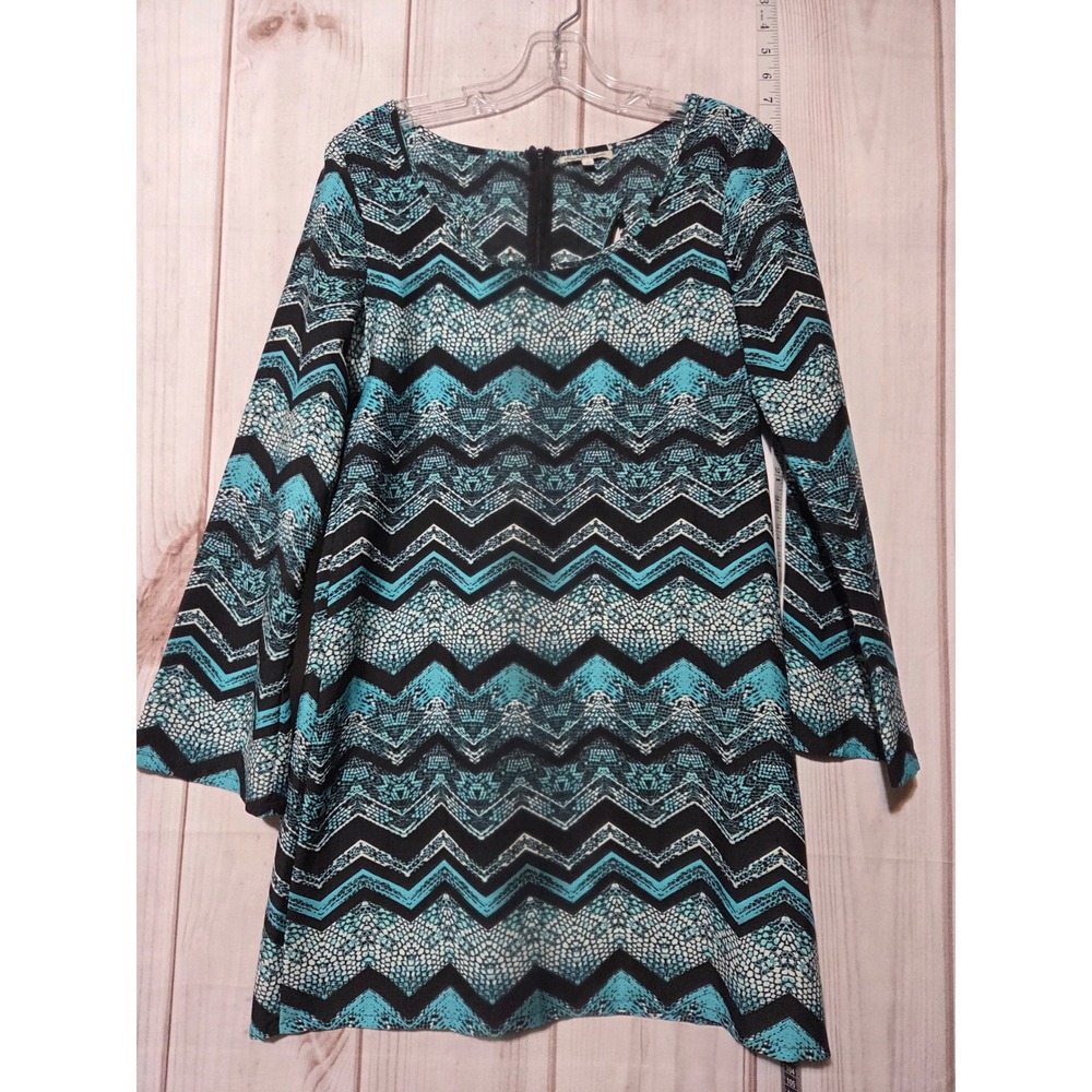 Charlotte Russe Chevron Snake Print Bell Sleeve Shift Dress Teal Black Size S